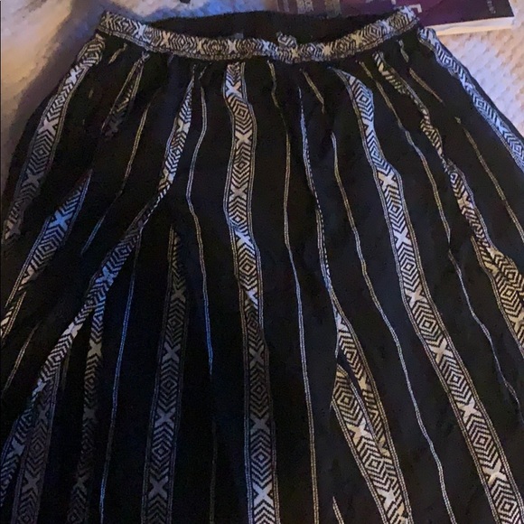 LAS PALMAS LATTICE STRIPE WRAP PANT - Picture 3 of 4